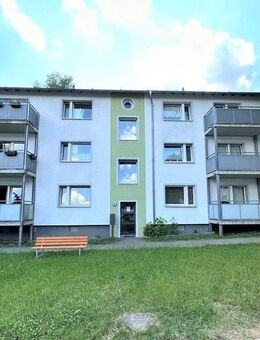 Gemütliche 2-Zi.-Whg. mit Tageslichtbad und Balkon - Mettmann