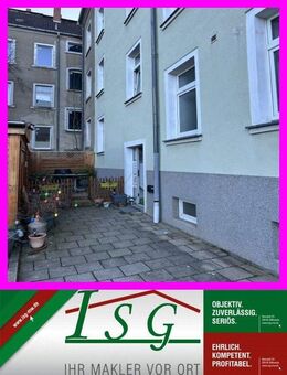 Mehrfamilienhaus mit 4 Wohneinheiten in Hainichen - Zufahrt und Garten - Hainichen (Sachsen)