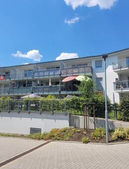 Neuwertige 2-Zimmer-Wohnung mit Einbauküche und Aufzug im Haus - Leverkusen