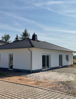 Nachhaltiges Wohnen in Chemnitz-Euba: Bungalow mit Wärmepumpe, PV-Anlage und Speicher! - Chemnitz