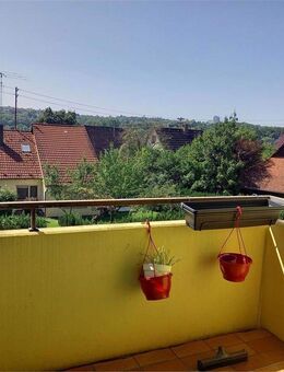Helle 3-Zimmer-Wohnung mit Balkon und Tiefgarage - Privatverkauf ohne Makler - Ludwigsburg