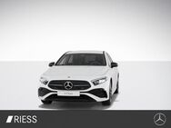 Mercedes A 200, AMG Sport Premium Night Ambi WPaket, Jahr 2023 - Tuttlingen