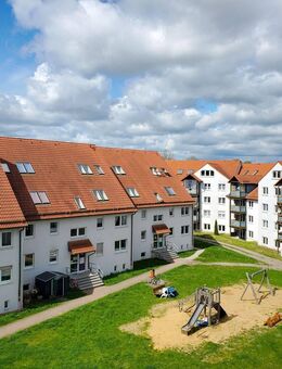 2 Monate kaltmietfrei & EBK inklusive: Ruhige 3 Zimmer unterm Dach - Halberstadt