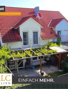 Halbes Haus, volles Glück - FALC Immobilien Heilbronn - Obersulm
