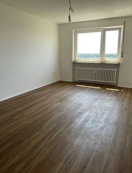 Großzügige 2-Zimmerwohnung mit Balkon - Langen (Hessen)