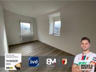 VIER Zimmer Wohnung im 3.OG vermietet, saniert mit 87 m² - Augsburg