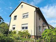 Familienfreundliches Haus mit Garage, Nebengebäuden und Garten in begehrter Ortsrandlage, Grund 1.041m², Wohnfl. 150m²! - Königsberg (Bayern)