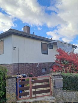 Charmantes und familienfreundliches Einfamilienhaus mit schönem Garten und potenzieller Einliegerwohnung - Ronneburg (Hessen)