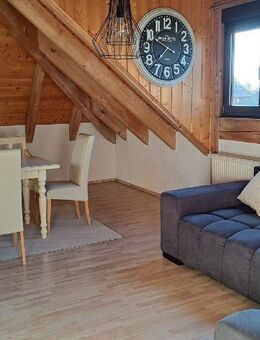 GEMÜTLICHE DACHGESCHOSS WOHNUNG - mit Einbauküche ***SCHWEINHEIM*** - Aschaffenburg