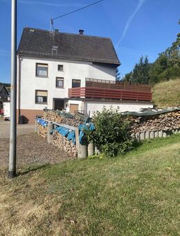 Gepflegtes Einfamilienhaus sucht neuen Eigentümer - Leitzweiler