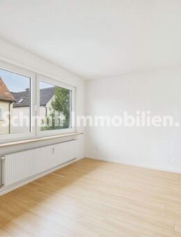 Helle 2 Zimmer-Wohnung in F-Schwanheim - Frankfurt (Main)