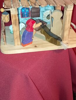 Holzkrippe handgemacht, jetzt sofort günstig kaufen und bis Heilig Abend aufbauen - Freiburg (Breisgau)