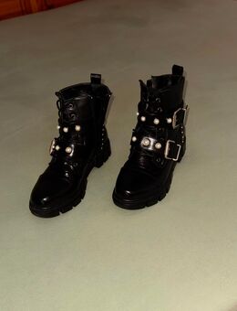 Damen Stiefeletten Größe 39 Neuwertig Schwarz - Quakenbrück