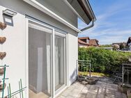 Neuwertige 5,5 Zimmer Eigentumswohnung mit Garten und Doppelcarport in 96114 Köttmannsdorf - Hirschaid