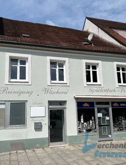 Wohn- und Geschäftshaus im Zentrum von Osterhofen - Osterhofen