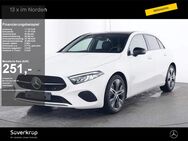 Mercedes A 200, d NIGHT PROGRESSIVE SPUR, Jahr 2023 - Rendsburg