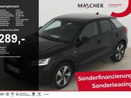 Audi Q2, S line 40 TFSI quat BlackEd, Jahr 2023 - Wackersdorf