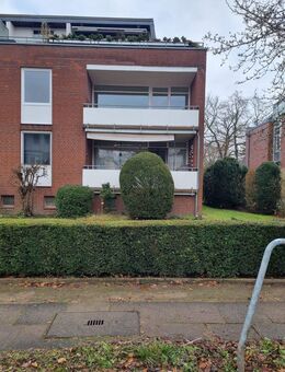 Modernisierte 2-Zi-Wohnung, Villenviertel von Rahlstedt - Hamburg