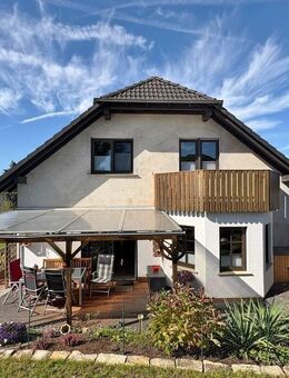 **Familienfreundliches Haus mit schönem Garten, Terrasse und Weitblick** - Lünebach