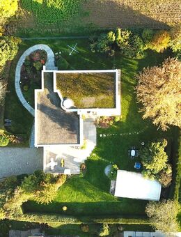 VERKAUFT - Traumhaus - mit Gartenanlage, Pool, Wellnessbereich, Büroräumen & unzähligen Möglichkeiten - Engen im Hegau - Engen