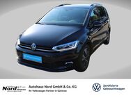 VW Touran, 2.0 TDI Highline, Jahr 2023 - Güstrow