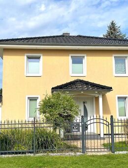 Neuwertige Stadtvilla in Traumlage von Kaulsdorf Süd nahe Kaulsdorfer See - Berlin