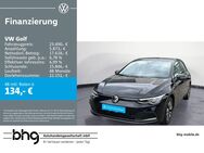 VW Golf, 1.5 TSI MOVE, Jahr 2023 - Freudenstadt