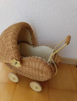 Korbpuppenwagen - Essen