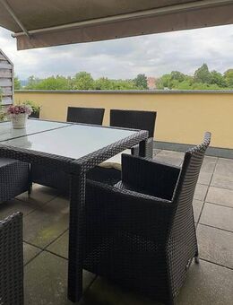 Schöne 4-Raum-Eigentumswohnung mit großer Dachterrasse im Stadtteil Bohnitzsch in Meißen - Meißen