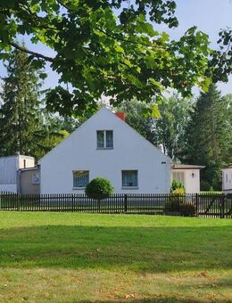 EFH auf 2900 m² Grundstück, wird altersbed. komplett ausgestattet abgegeben-Ideal auch als Ferienhaus - Prenzlau