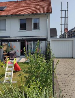 Modernes Reihenendhaus in Top-Zustand, großzügig und in begehrter zentrumsnaher Nordweststadtlage von Offenburg - Offenburg