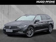 VW Golf Variant, Passat Business, Jahr 2020 - Schwerin