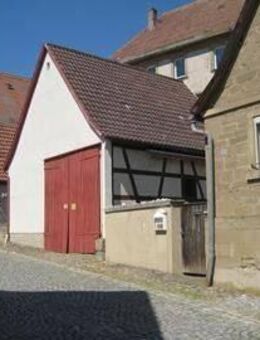 Einfamilienhaus mit angrenzender "Schmiede" - Seinsheim