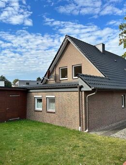 Zweifamilienhaus in Quickborn mit vielseitigen Nutzungsmöglichkeiten - Quickborn (Landkreis Pinneberg)