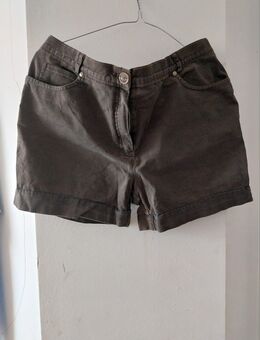 Kurze Sommerhose Gr 40 - 42 - Königswinter