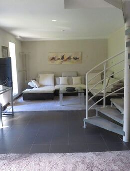 Schöne Maisonette Eigentumswohnung mit Garten - Saarbrücken