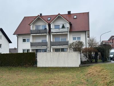 Attraktive 3 Zimmer Wohnung mit Balkon in Strullendorf