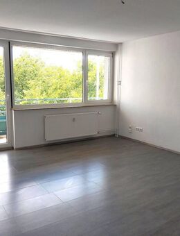 Sehr schöne 4 Zimmer Wohnung mit Balkon in Gelsenkirchen zu vermieten - Gelsenkirchen