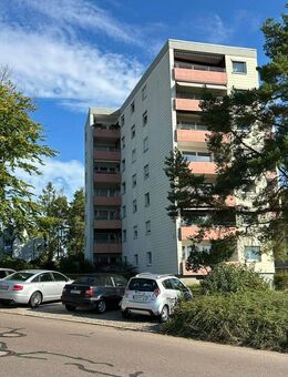 Gepflegte Eigentumswohnung mit Tiefgaragenstellplatz in Heidenheim - Heidenheim (Brenz)
