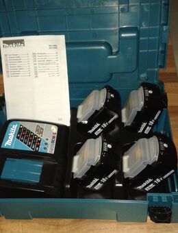 Makita Power Source Kitt + DC18RC + 4 Stück x Akkus 1830B LED in 3Ah - neu unbenutzt - - Erfurt