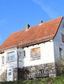 Sonniges Einfamilienhaus mit Terrasse und Garage in ruhiger Ortsrandlage. - Ringgau