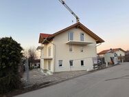 *** Sonnige Erdgeschosswohnungen mit Südterrasse und rundum Garten *** - Traunstein