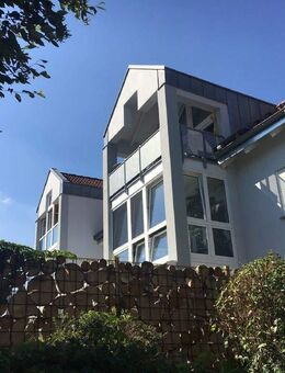 Schöne 3-Zimmer-Wohnung mit Wintergarten, Terrasse und Garten in Rielasingen-Worblingen - Rielasingen-Worblingen