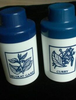 DDR Gewürzdosen 180 ml Kunststoff weiß blau Curry Muskat zus 3,- - Flensburg