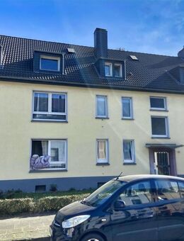 2 Gepflegte Mehrfamilienhäuser mit 12 Wohnungen und 16 Garagen - Duisburg