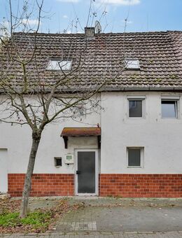 Sanierungsbedürftiges Einfamilienhaus mit Potenzial und Charme! - Mühlacker