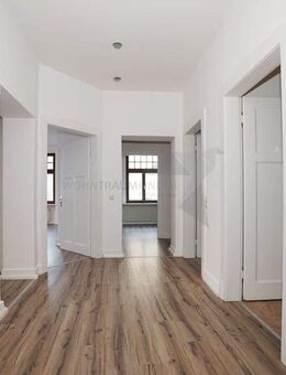 Romantische 4-Raum-Altbauwohnung mit Einbauküche - Zwickau