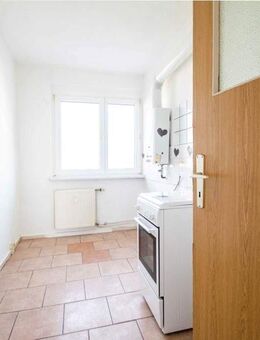 Sofort einziehen! 3-Zimmer-Wohnung mit Balkon und Badewanne. - Prenzlau