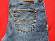 Schöne blaue "Joker" Jeans, Größe 36/34 - Zossen