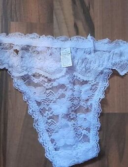 WeißerSpitzen String Tanga Gr. S * NEU * - Bonn